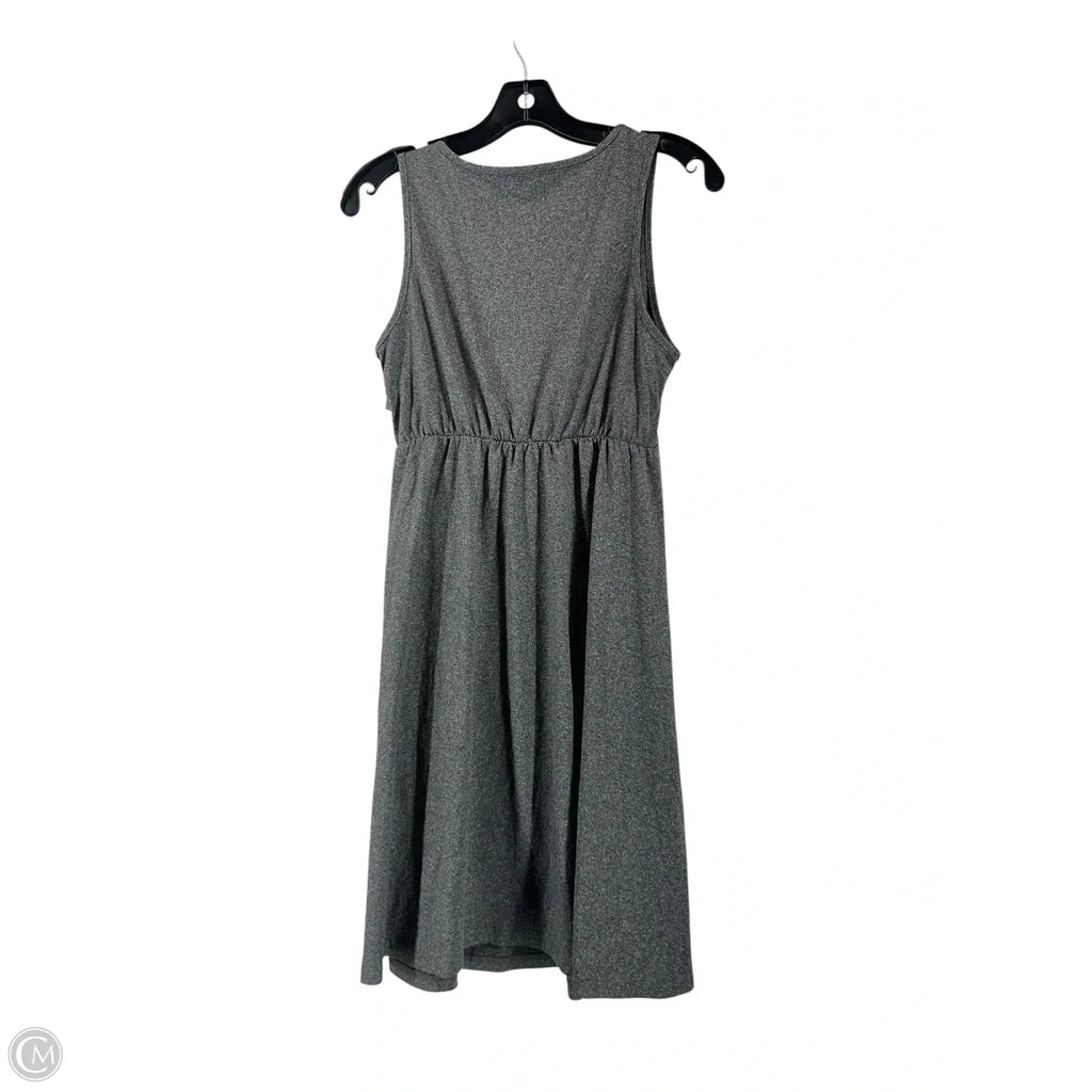 Dress Casual Short By Clothes Mentor In Grey, Size: L