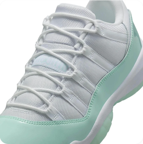 Air Jordan 11 Retro Low 'Igloo' Women's