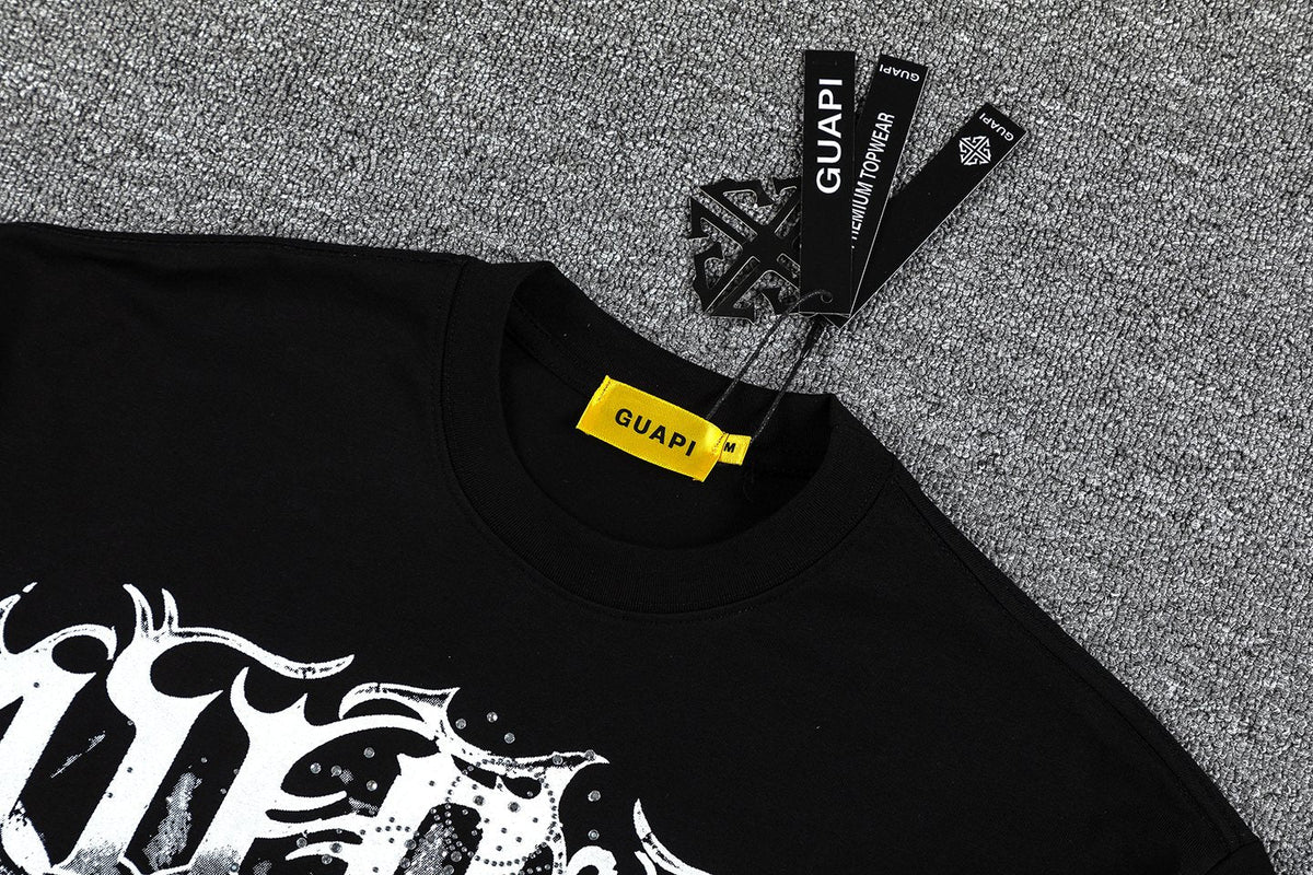 GUAPI Distressed Graphic T-Shirt