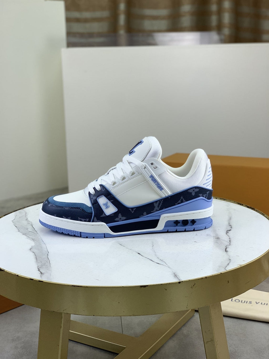 Louis Vuitton Sneakers