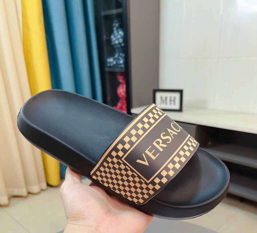 Versace Men's Patterned Slide Sandals